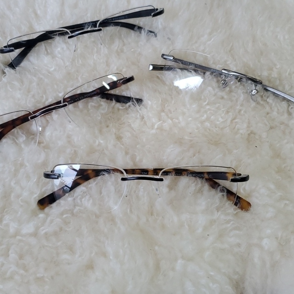 READERS 4 Pairs Eyeglasses Set in Black, SILVER  and Tortoise